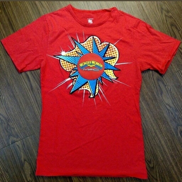 MAC  Red Wonder Women T- Shirt Size 3 - Picture 2 of 7
